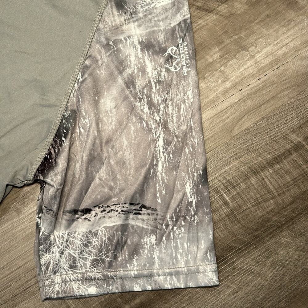 RealTree Fishing Tee - Large - Picture 4 of 7
